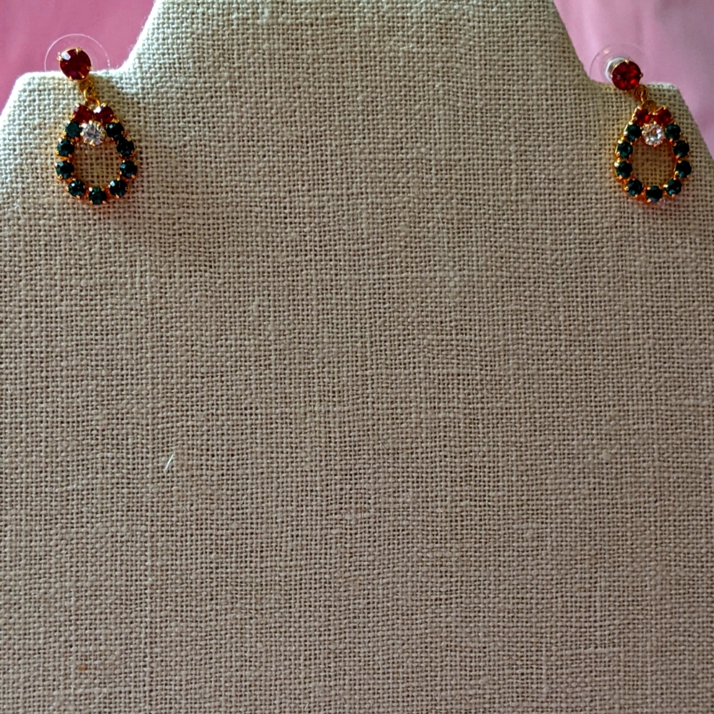Christmas in July!  Vintage Rhinestone Christmas Dangle Wreath
